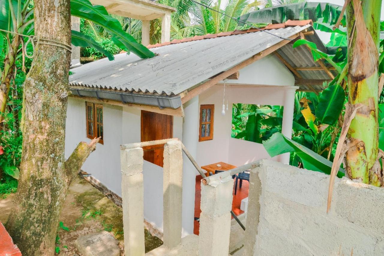 우나와투나 Pradeepa House 아파트 외부 사진